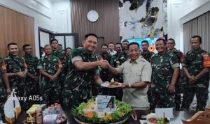 Dandim 1013/Muara Teweh Beri Kejutan Ulang Tahun Bupati Murung Raya