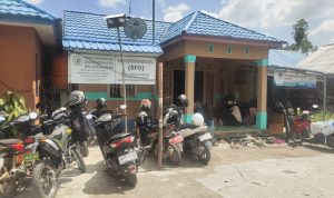 Rapat Mediasi Terkait Dana Insentif Dialihkan ke-Fisik Desa Sungai Lumbah Memanas                                                                                                            Anggota BPD Ainul Yakin : “Ikam tahu haja kalu rumahku, orang Hulu Sungai kada babukahan”   