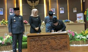 DPRD Batola Sahkan Raperda Pertanggungjawaban APBD 2025