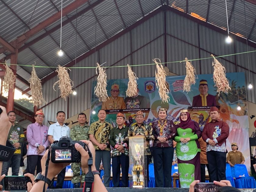 Bupati Heriyus Resmi Buka Festival Budaya Tira Tangka Balang 2026