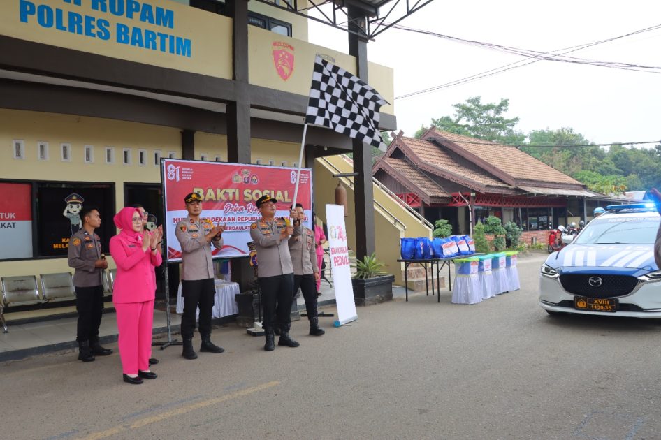Polres Bartim Lepas Bakti Sosial untuk Warga