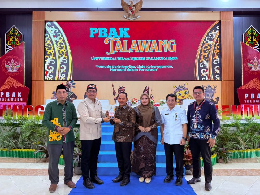 Rahmanto Muhidin Motivasi Seribu Mahasiswa Baru UIN Palangka Raya untuk Berani Bermimpi dan Berorganisasi