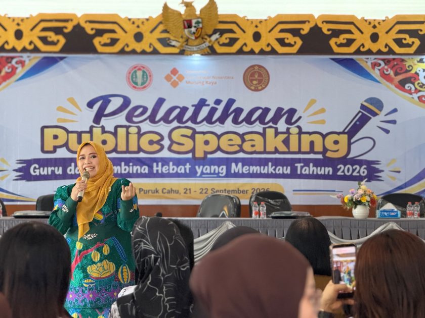 Dina Maulidah Dorong Guru dan Pembina Pramuka Tingkatkan Kemampuan Public Speaking