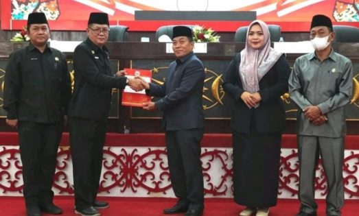 DPRD Murung Raya Serahkan Raperda, Perkuat Regulasi dan Pelayanan Publik