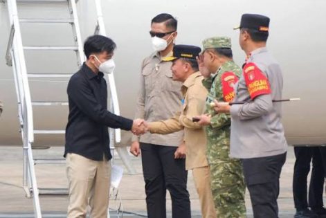 Wapres Gibran Tinjau Karhutla di Kalteng, Temui Keluarga Petugas yang Gugur