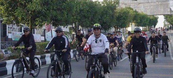 Gowes Bersama Ketika Persatuan Tak Sekadar Kata