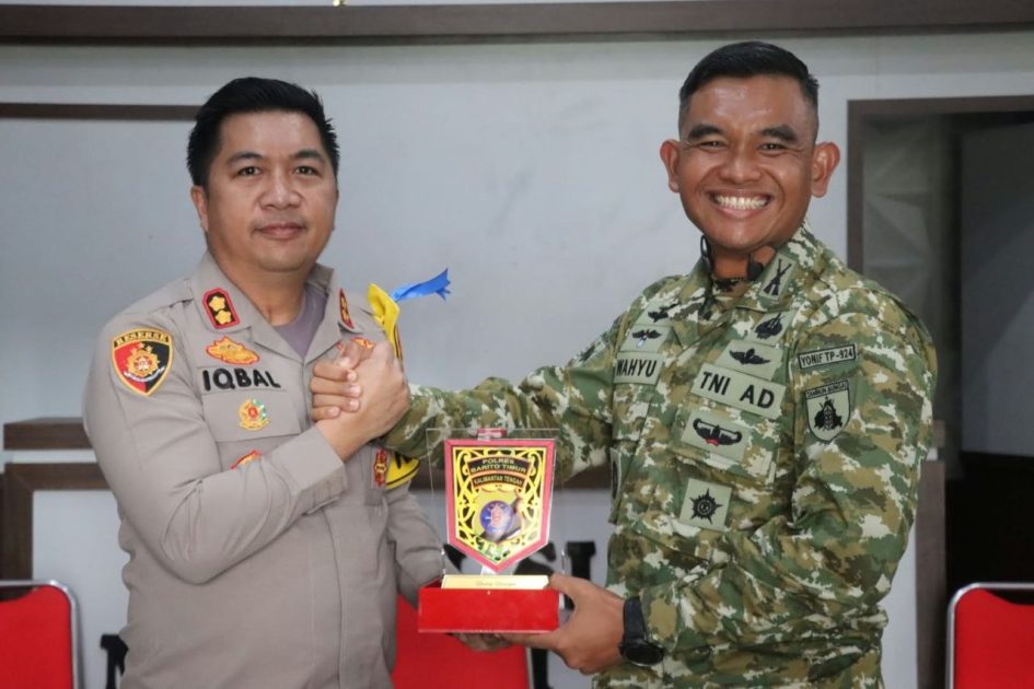 Kapolres Bartim dan Danyon 924/UMS Perkuat Sinergi TNI-Polri